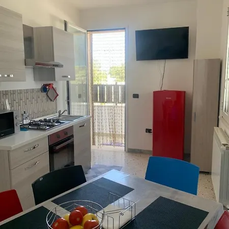 Casa Ilaria * Торре-Лапилло